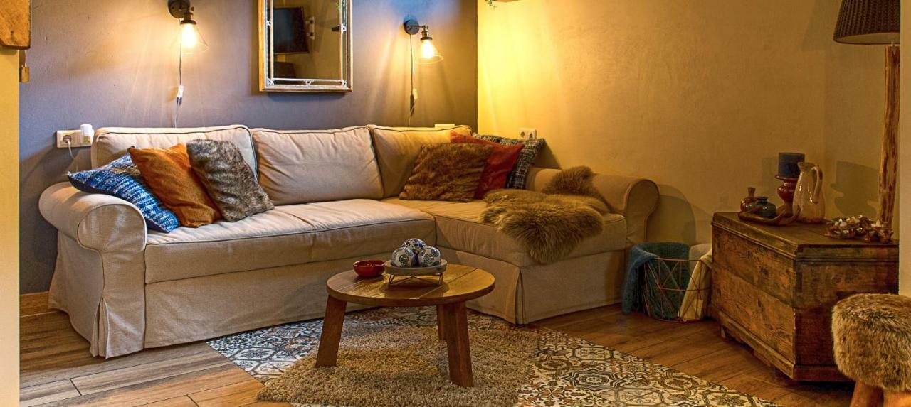 Bed And Breakfast Piekoo Belloo Weert Bagian luar foto