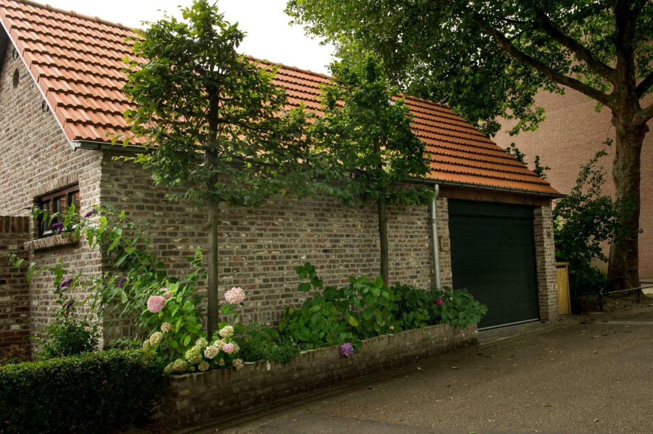 Bed And Breakfast Piekoo Belloo Weert Bagian luar foto