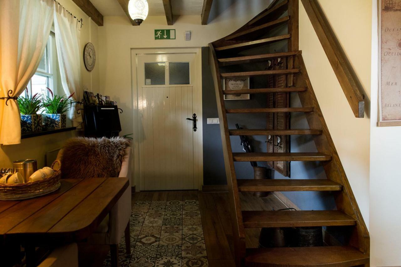 Bed And Breakfast Piekoo Belloo Weert Bagian luar foto