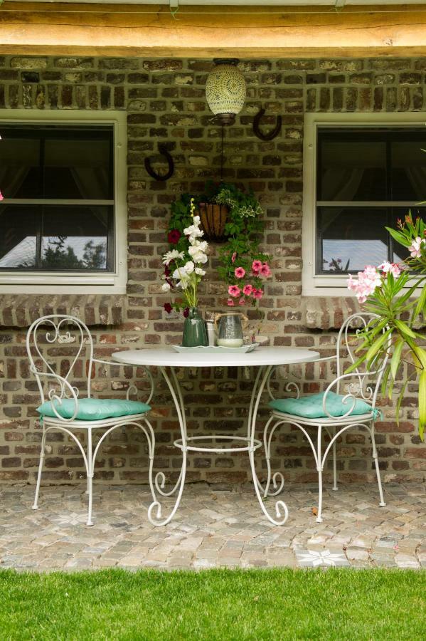 Bed And Breakfast Piekoo Belloo Weert Bagian luar foto