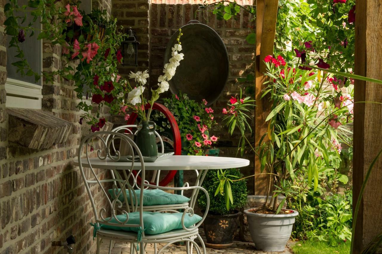 Bed And Breakfast Piekoo Belloo Weert Bagian luar foto