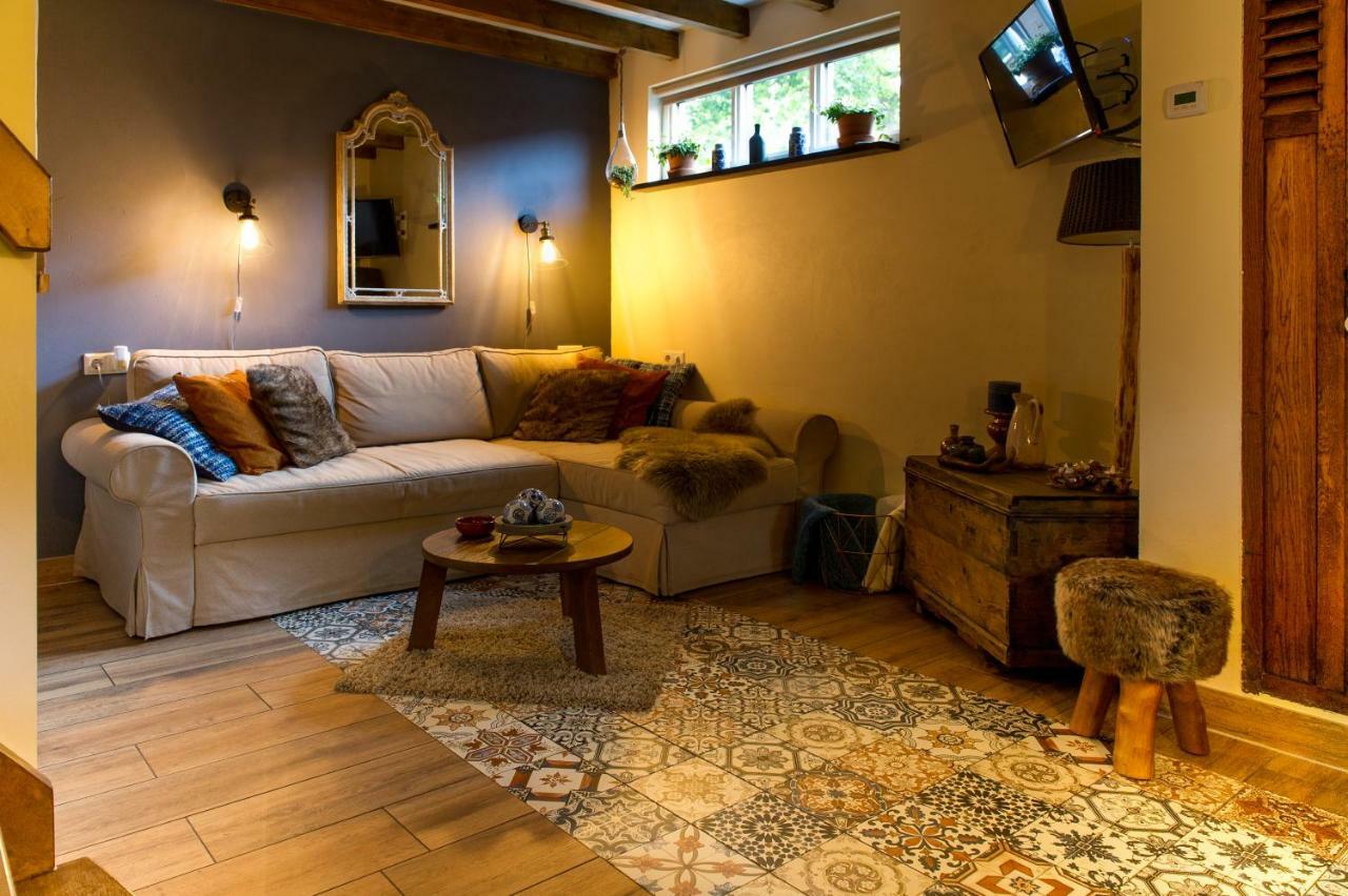 Bed And Breakfast Piekoo Belloo Weert Bagian luar foto